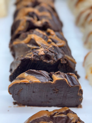 Dark Sea Salt Caramel Fudge 1 lb