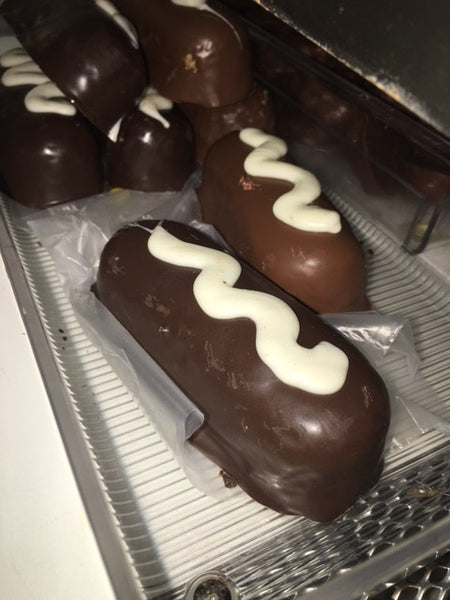 Milk Chocolate/Dark Chocolate Covered Twinkie